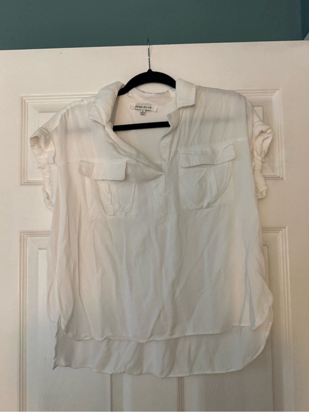 Rose + Olive White Short Sleeve Pocket Blouse